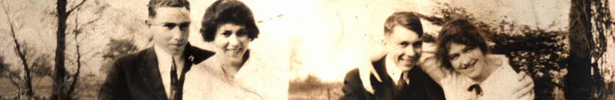 title-banner-vintagefamilyphoto-1.jpg